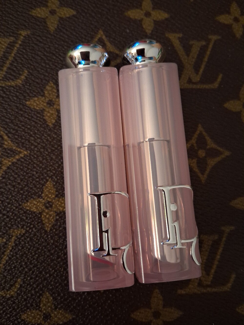 Dior Addict Lip Glow HYDRATING LIP BALM 2 COLORS